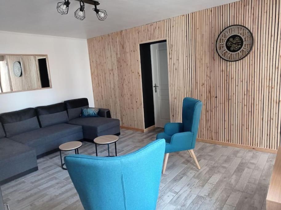 Maison De Campagne Avec Cour Sées Eksteriør billede